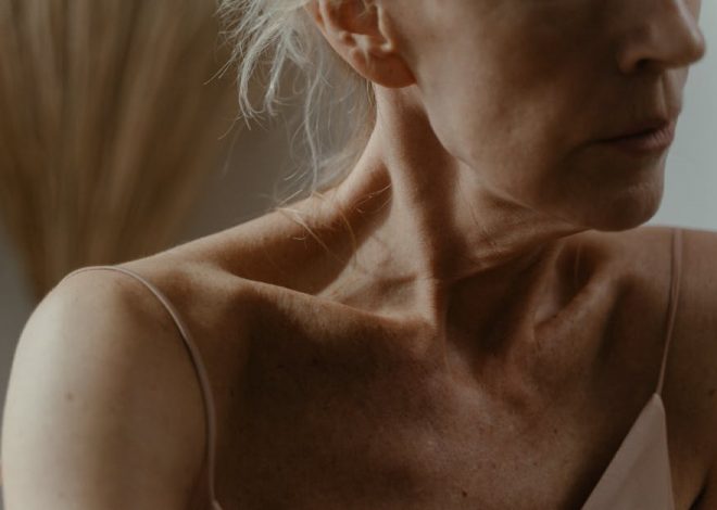 Pourquoi les gens croient les inconnus plus que leurs amis en ligne